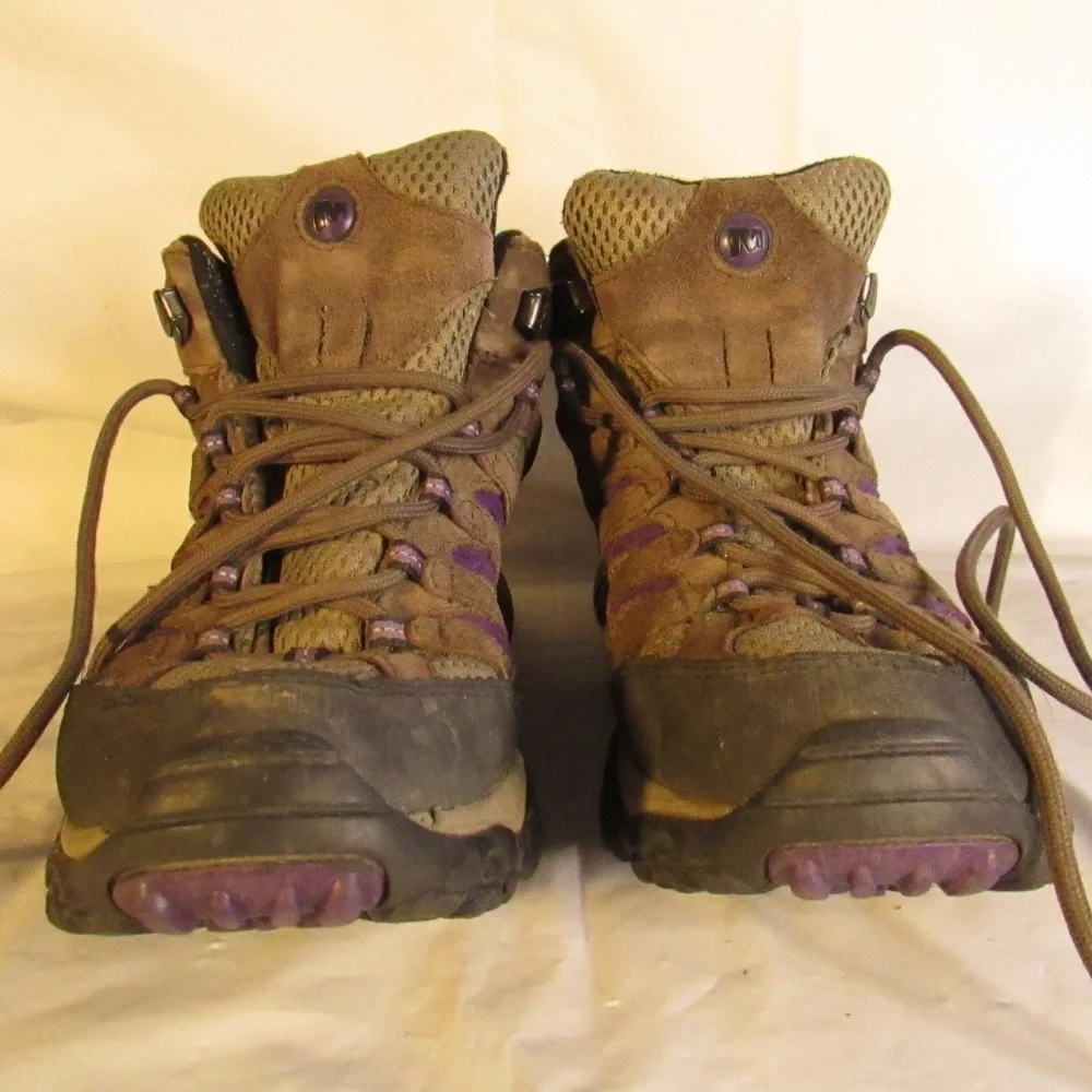 Merrell Women’s Moab series boots